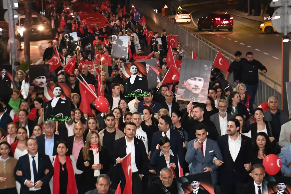 Bakırköy’de Yoğun Cumhuriyet Yürüyüşü