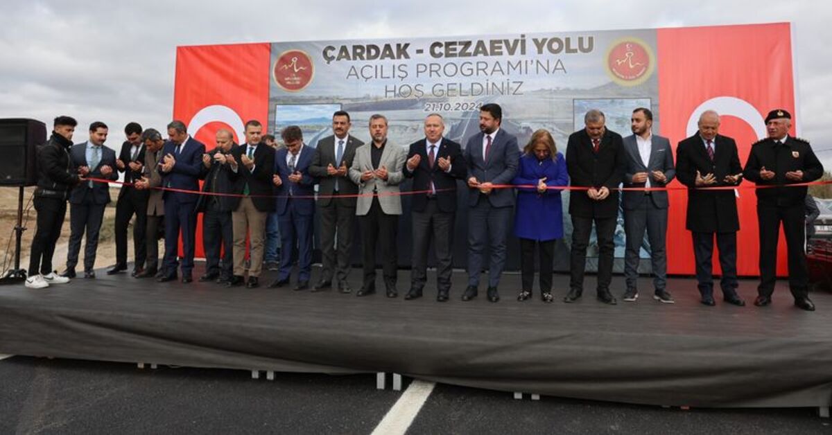 Çardak-Cezaevi yolu törenle trafiğe açıldı