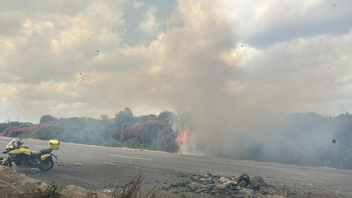 Hizbullah, İsrail’in Krayot bölgesini roketle vurdu