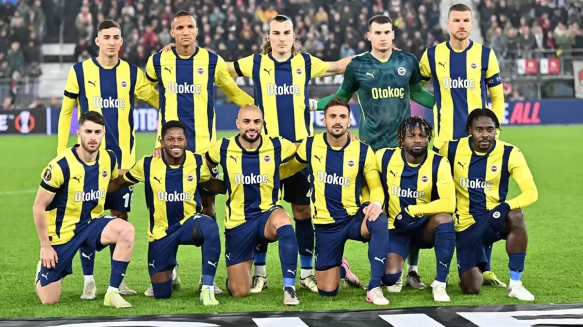 Fenerbahçe’nin yıldızı maçın başında sakatlandı